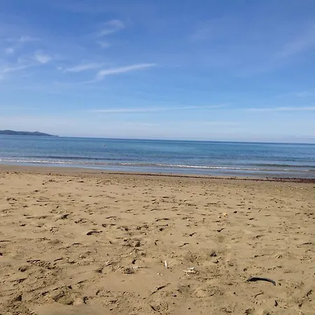 Maison Les Pieds Dans L Eau Farinole